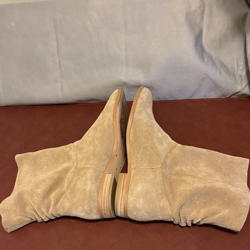 Splendid Light Brown Suede Ankle Boots - Picture 9 of 13